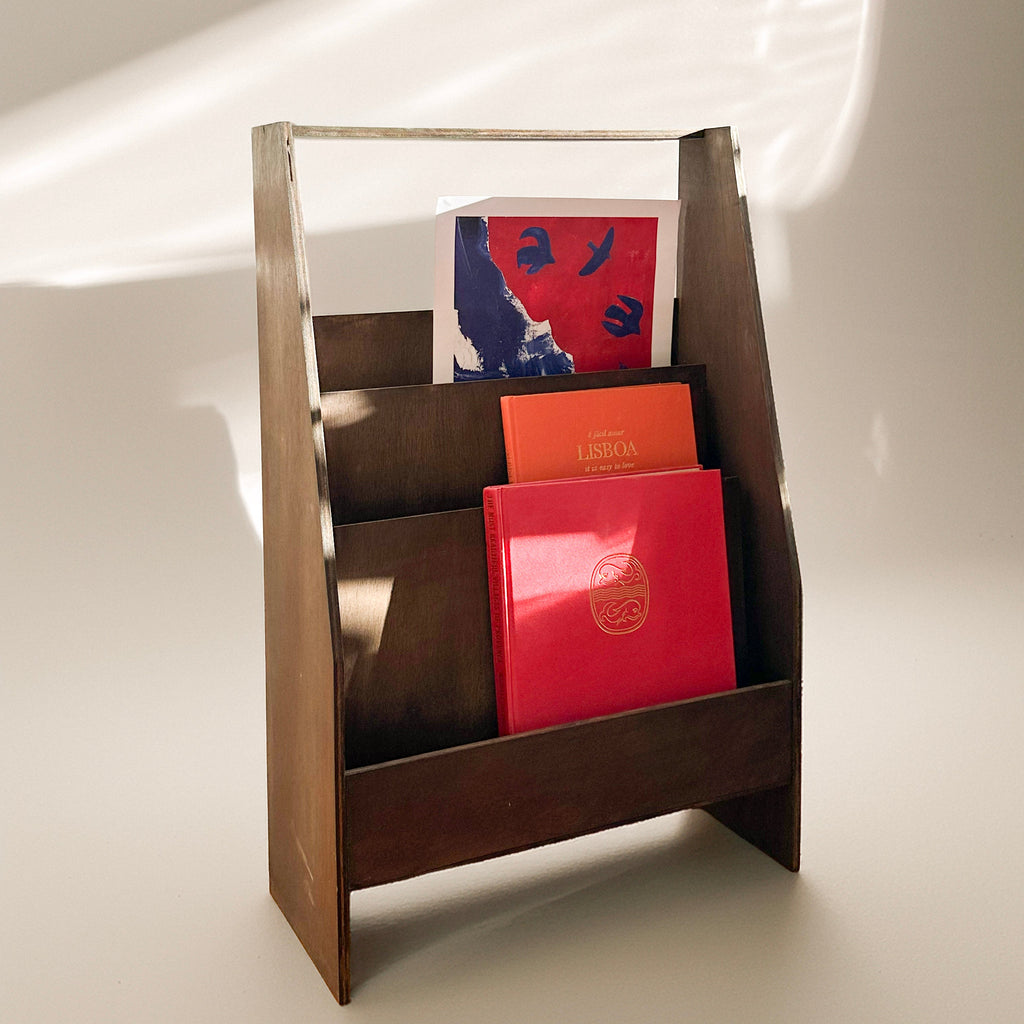 Magazine wood rack