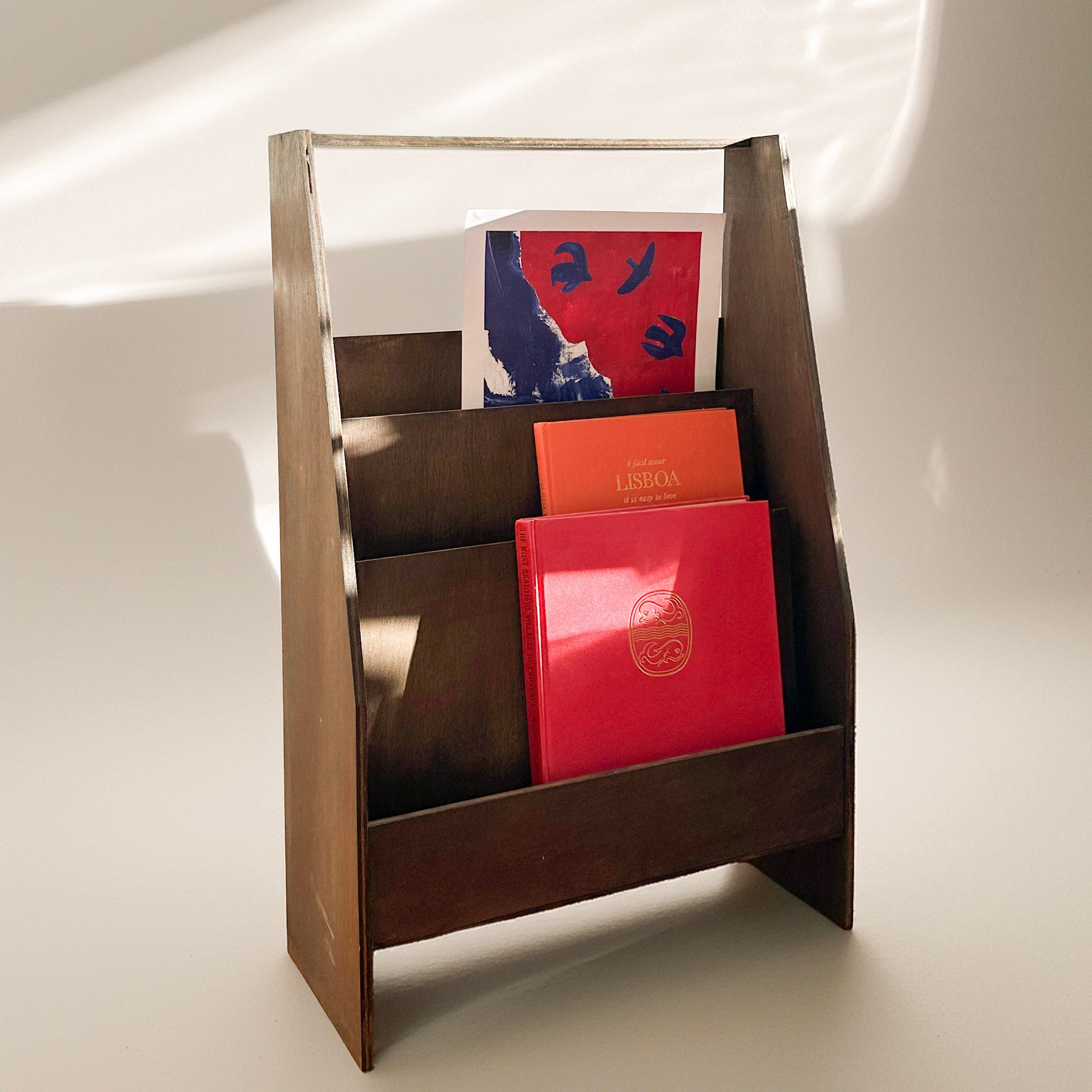 Magazine wood rack