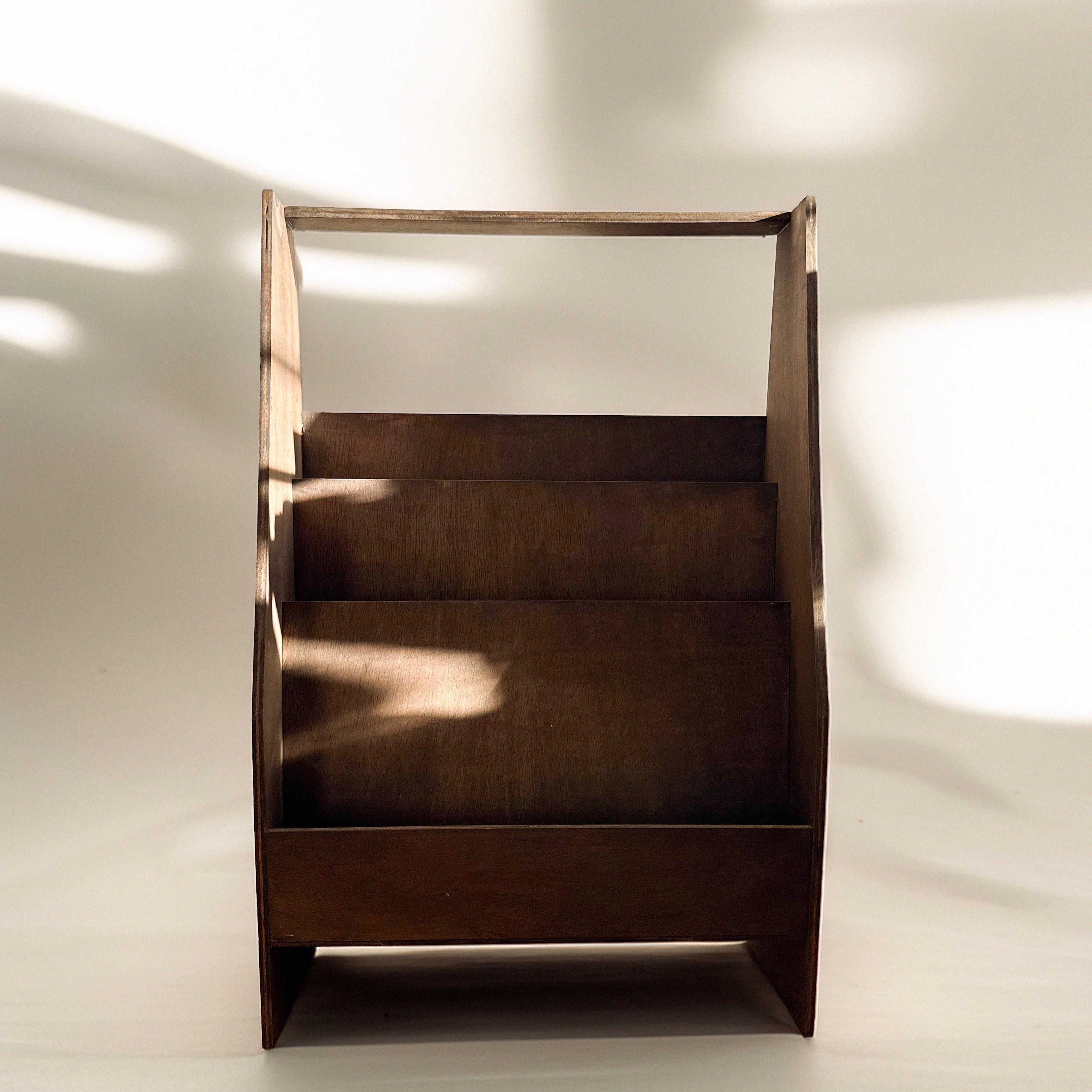 Magazine wood rack